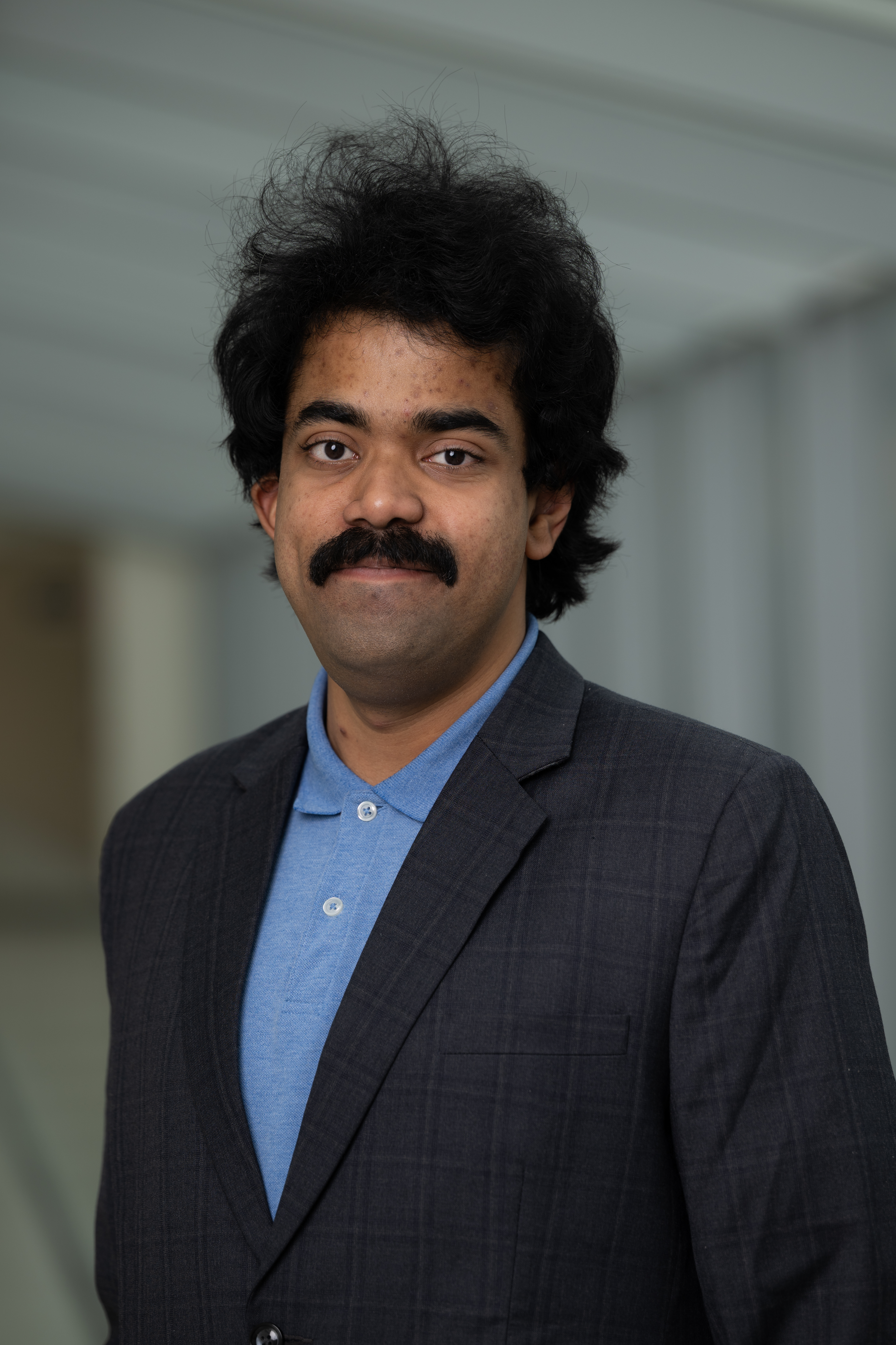 Headshot of Varun Madhavan
